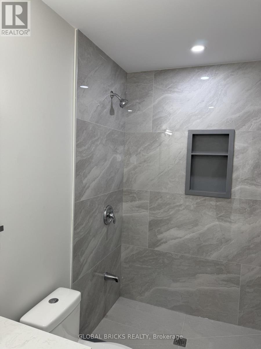 Unit 3- Lower - 101 Minerva Avenue Property Photo 7