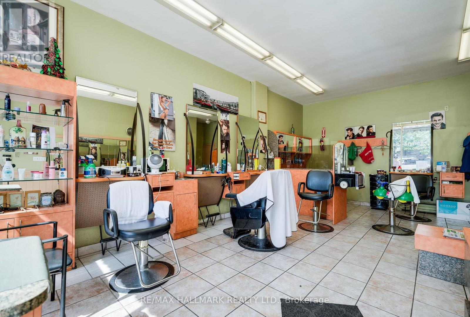 1786 Danforth Avenue Property Photo 3