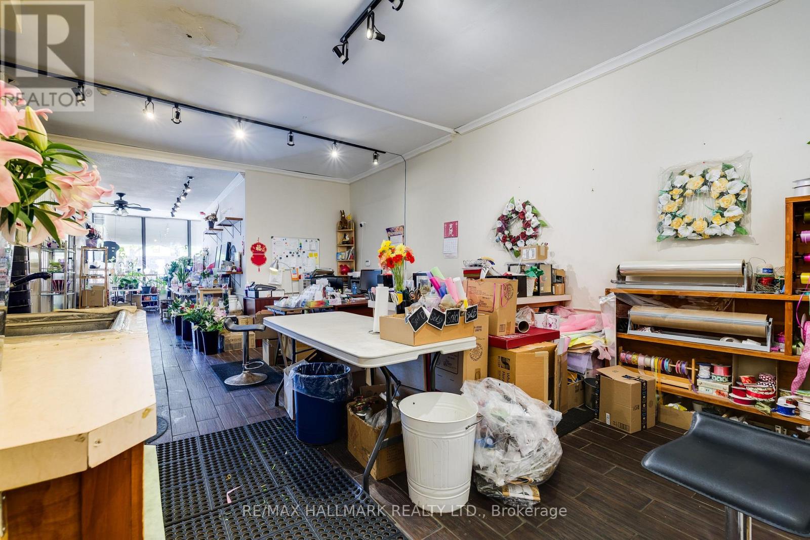 2424 Danforth Avenue Property Photo 8