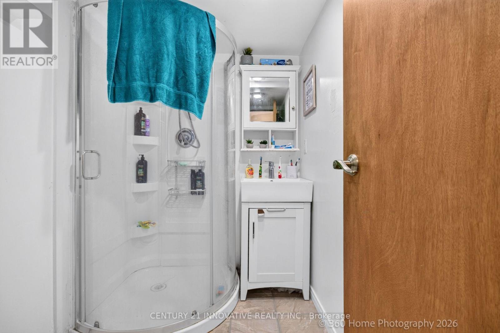888 Southgate Drive Property Photo 3