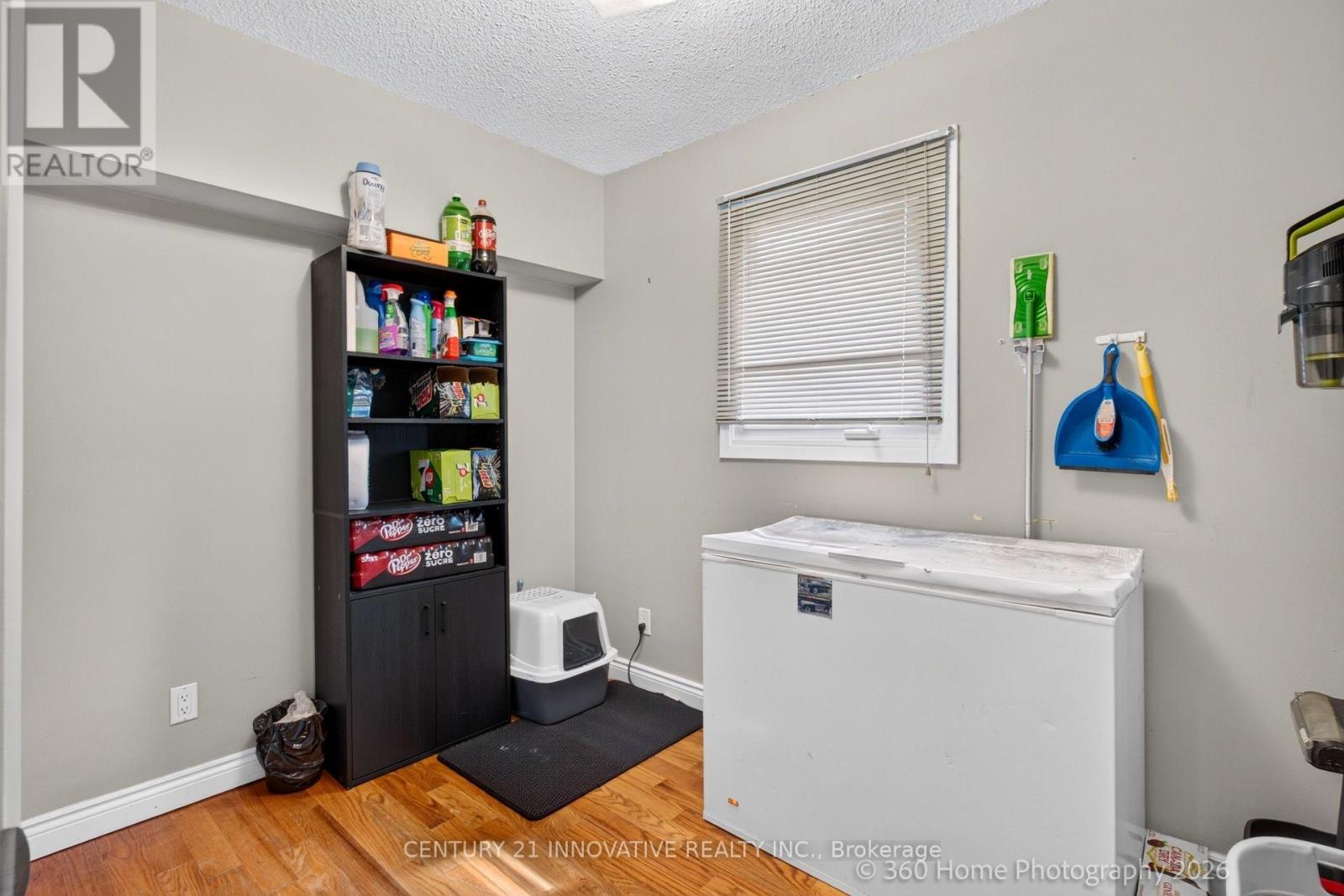 888 Southgate Drive Property Photo 8