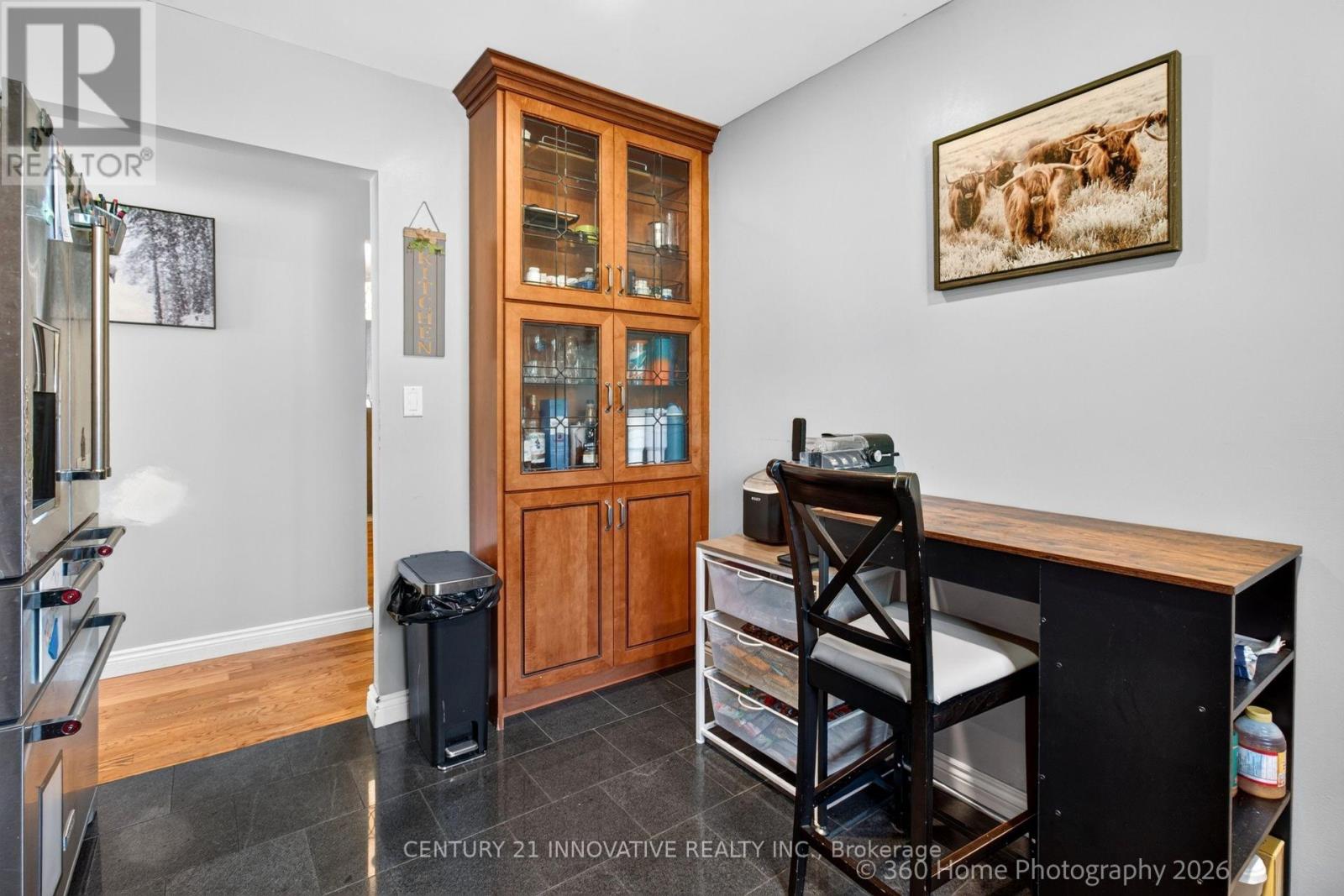 888 Southgate Drive Property Photo 16