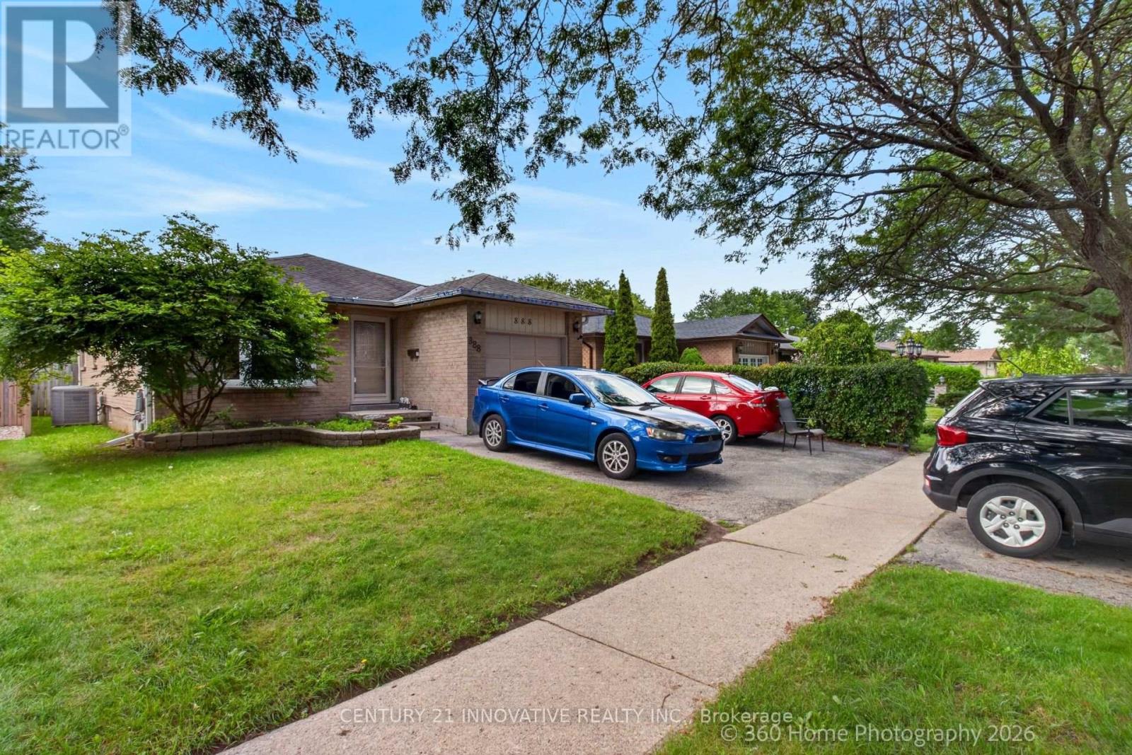 888 Southgate Drive Property Photo 20