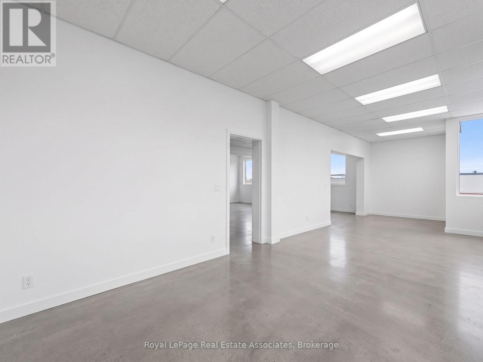 1 - 1597 Queen Street E Property Photo 12