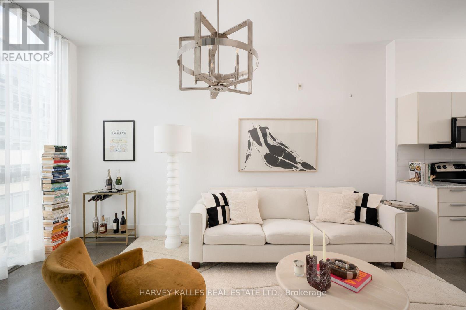 410 - 625 Queen Street E Property Photo 1