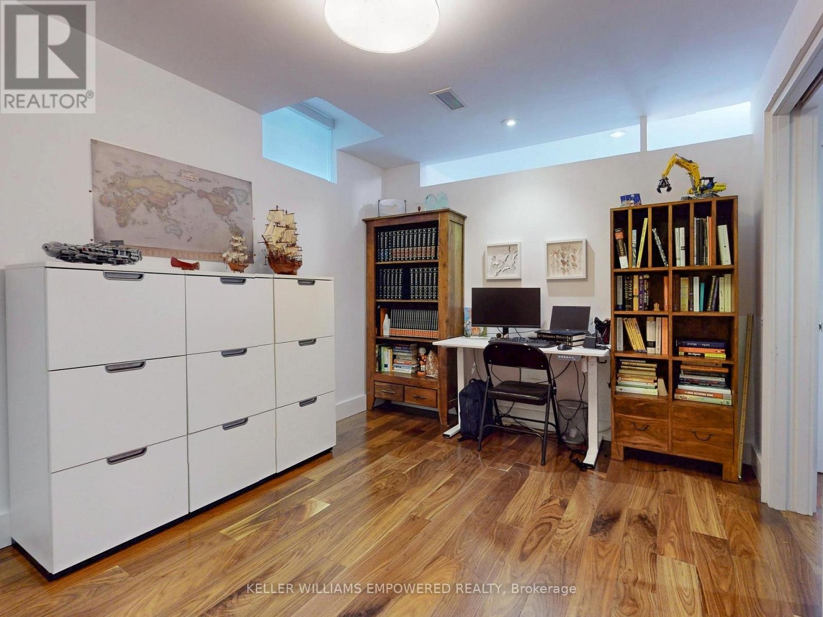 9 Fenwood Heights Property Photo 39