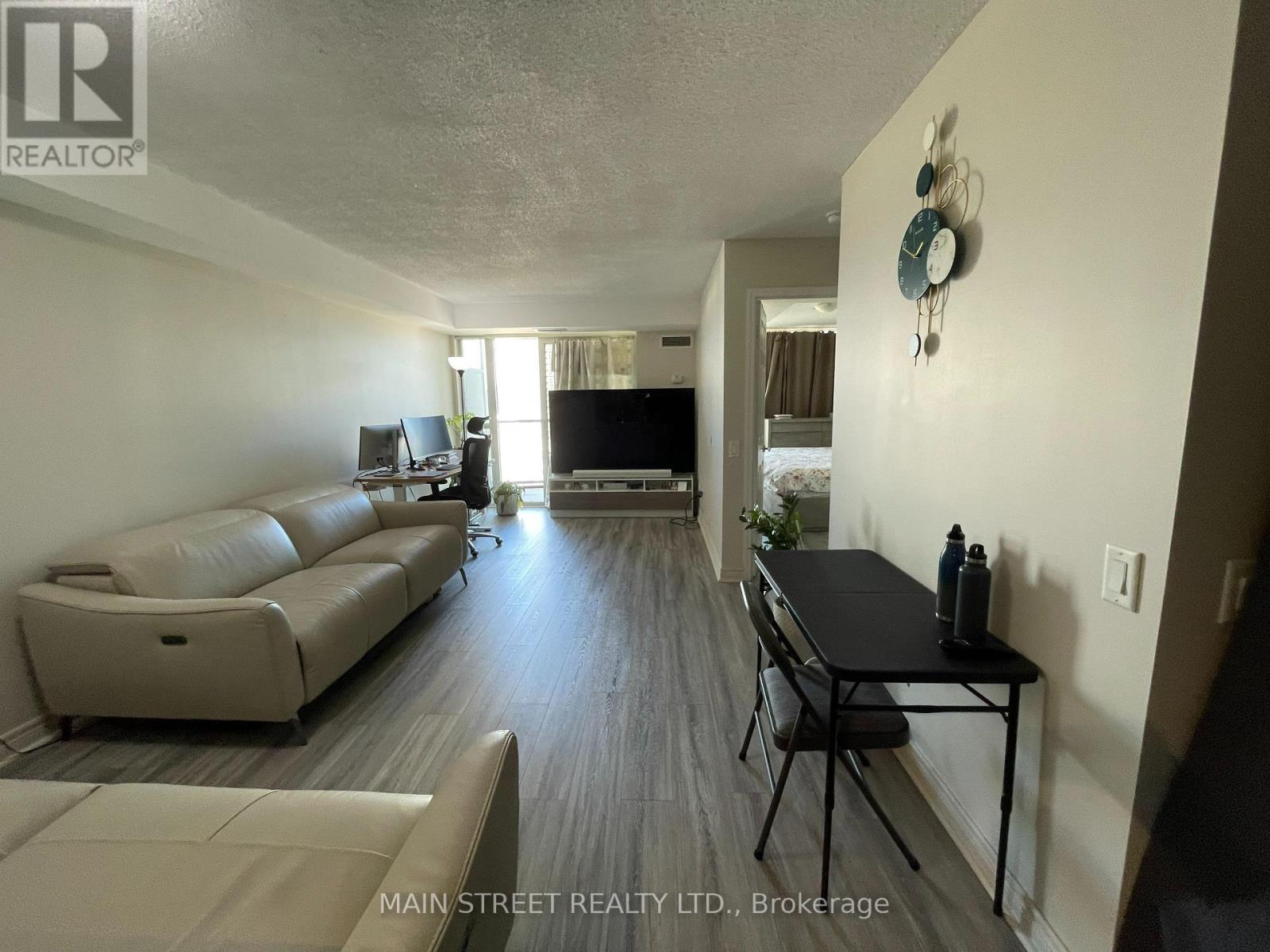 1208 - 83 Borough Drive Property Photo 4