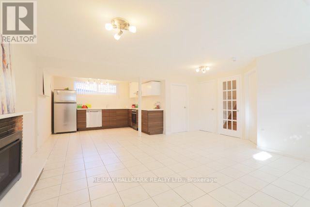 Lower - 45 Landfair Crescent Property Photo 3