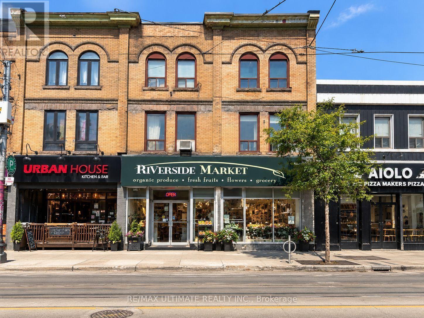 720-720A QUEEN STREET E