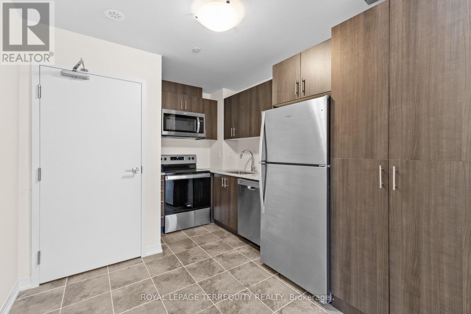 43 - 30 Liben Way Property Photo 11