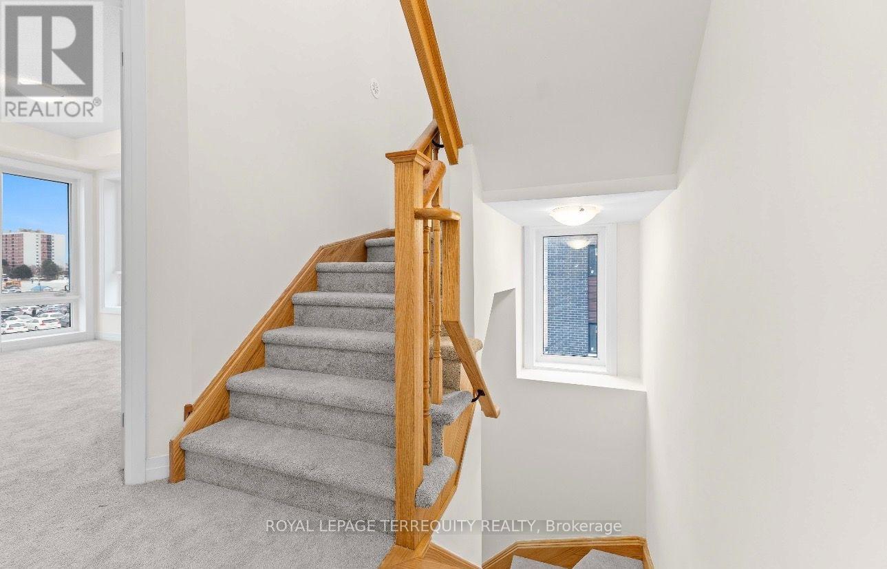 43 - 30 Liben Way Property Photo 15