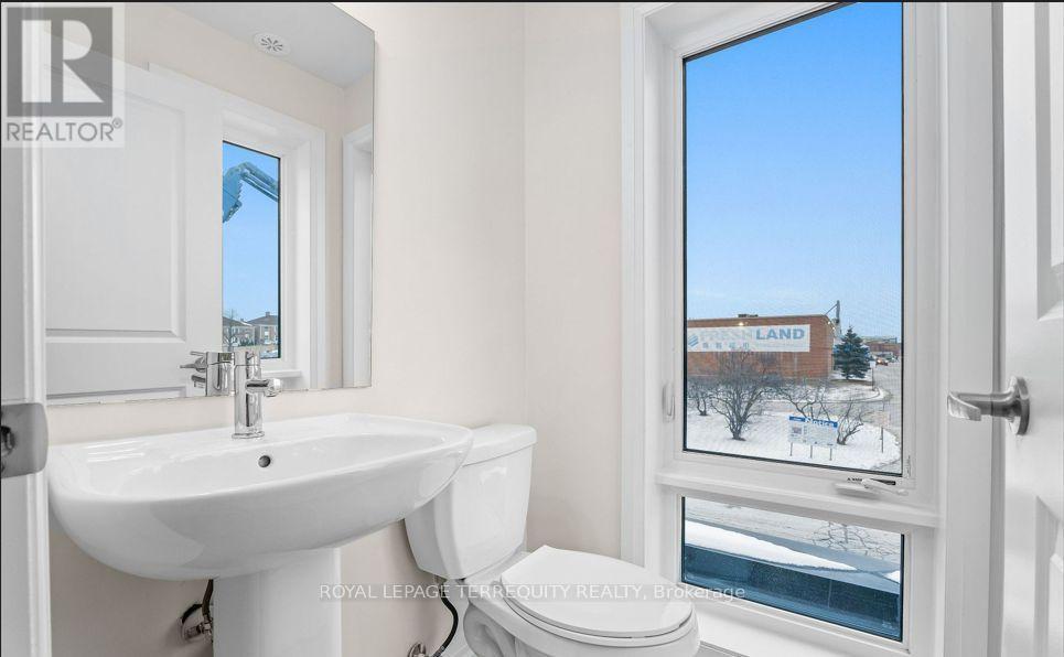 43 - 30 Liben Way Property Photo 25