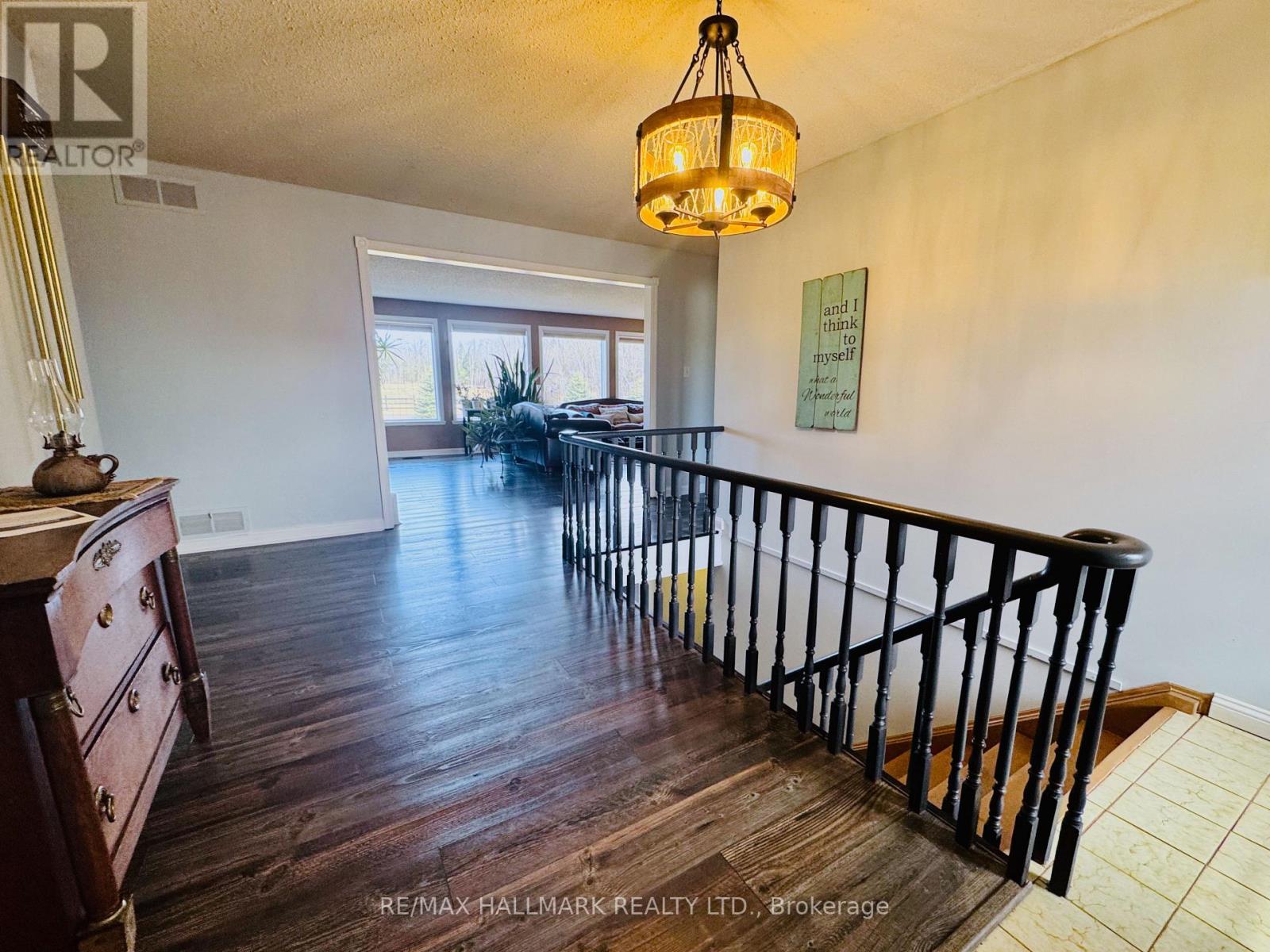 18555 Highway 12 Property Photo 2