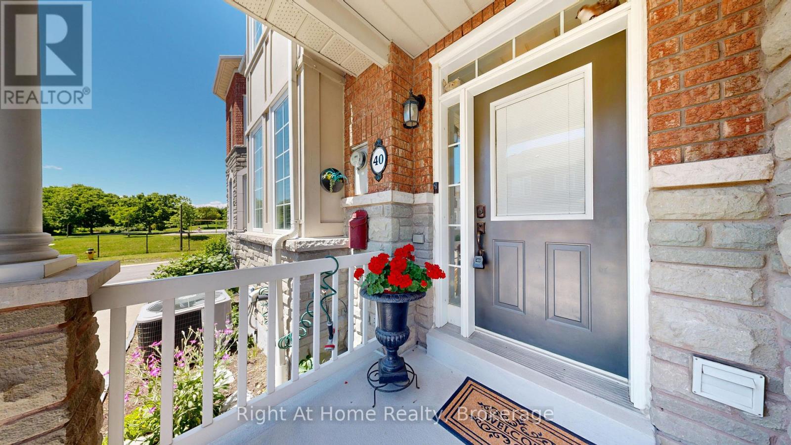 40 TORR LANE Property Photo 1