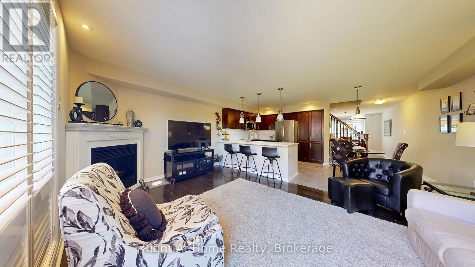40 Torr Lane Property Photo 5