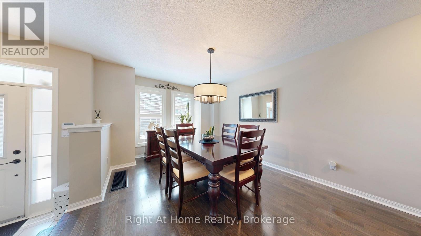 40 Torr Lane Property Photo 7