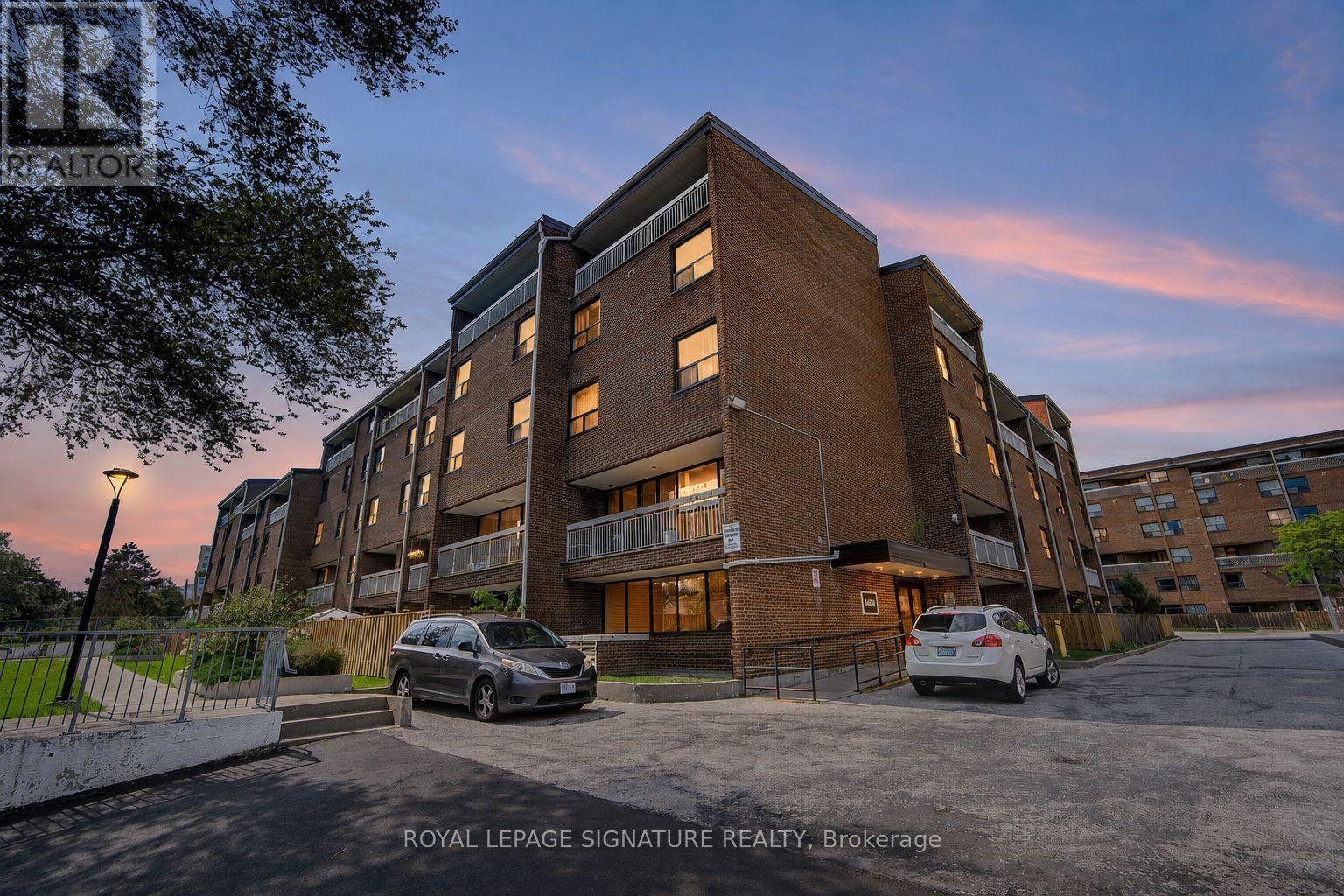 413 - 4060 Lawrence Avenue E Property Photo 1
