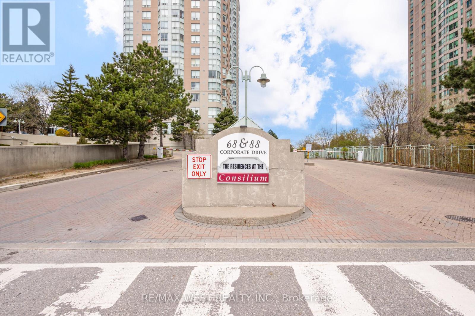 707 - 88 Corporate Drive Property Photo 27