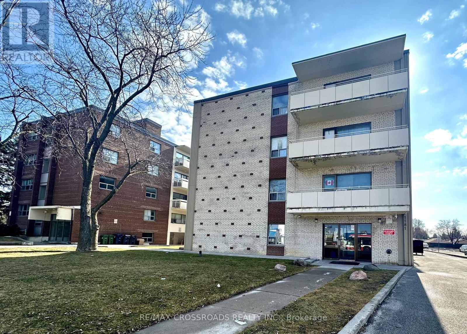 204 - 1181 Ellesmere Road Property Photo 1