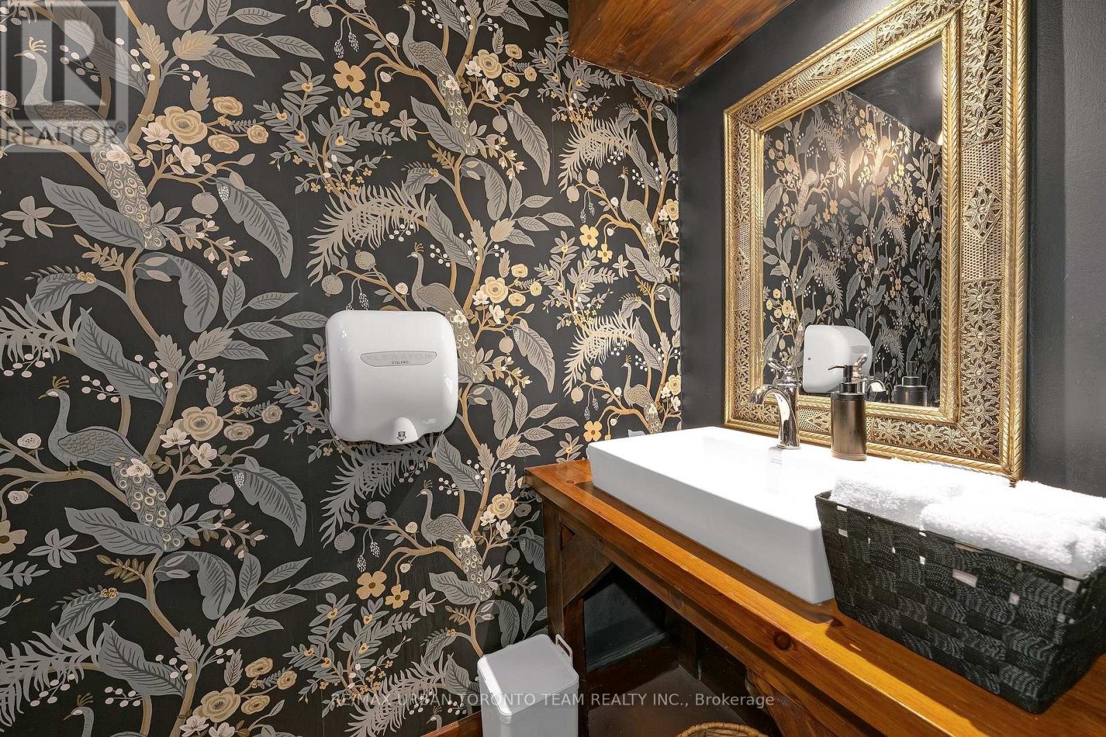 162 Danforth Avenue Property Photo 35