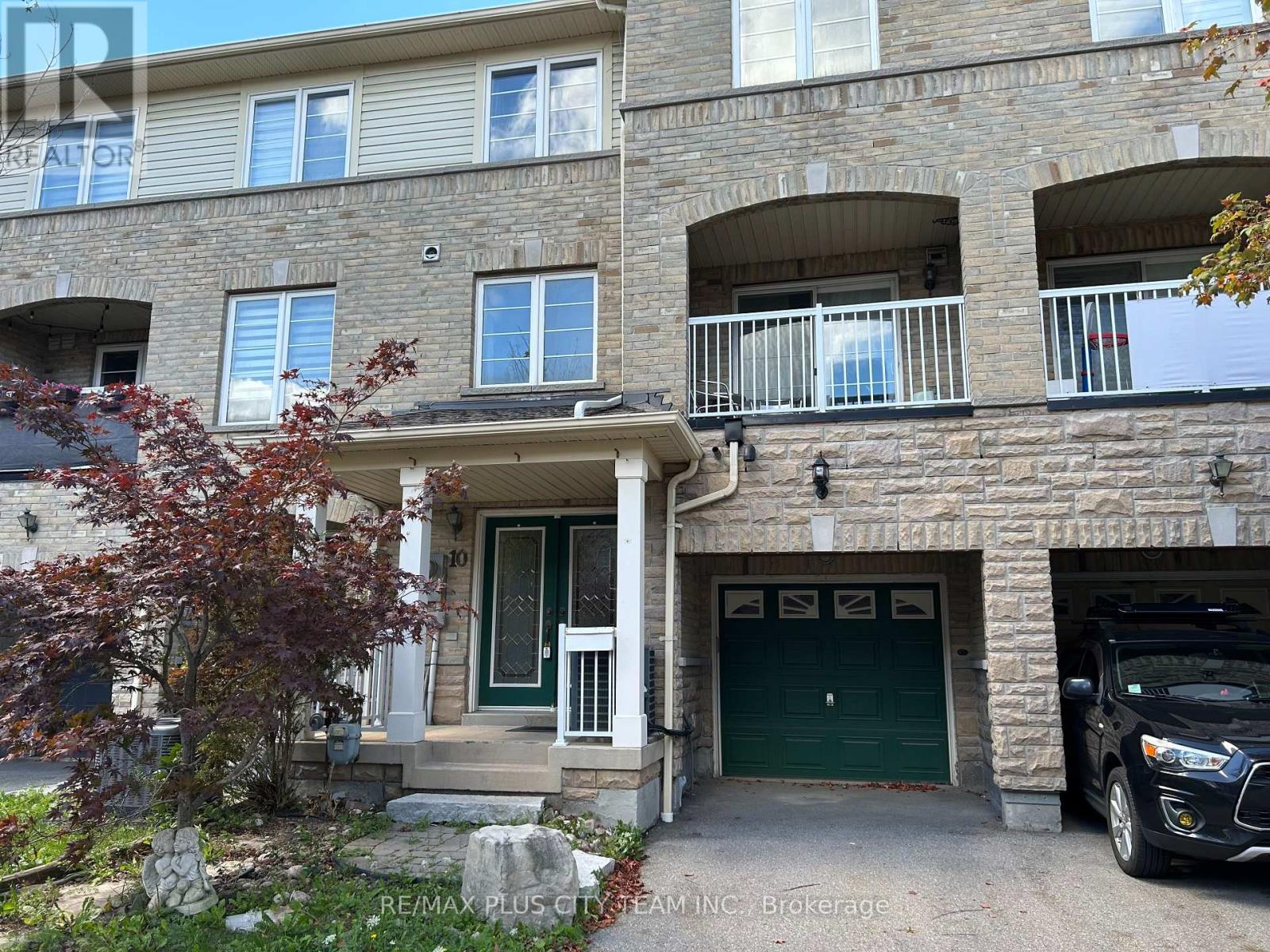 10 CULLCASTLE STREET W