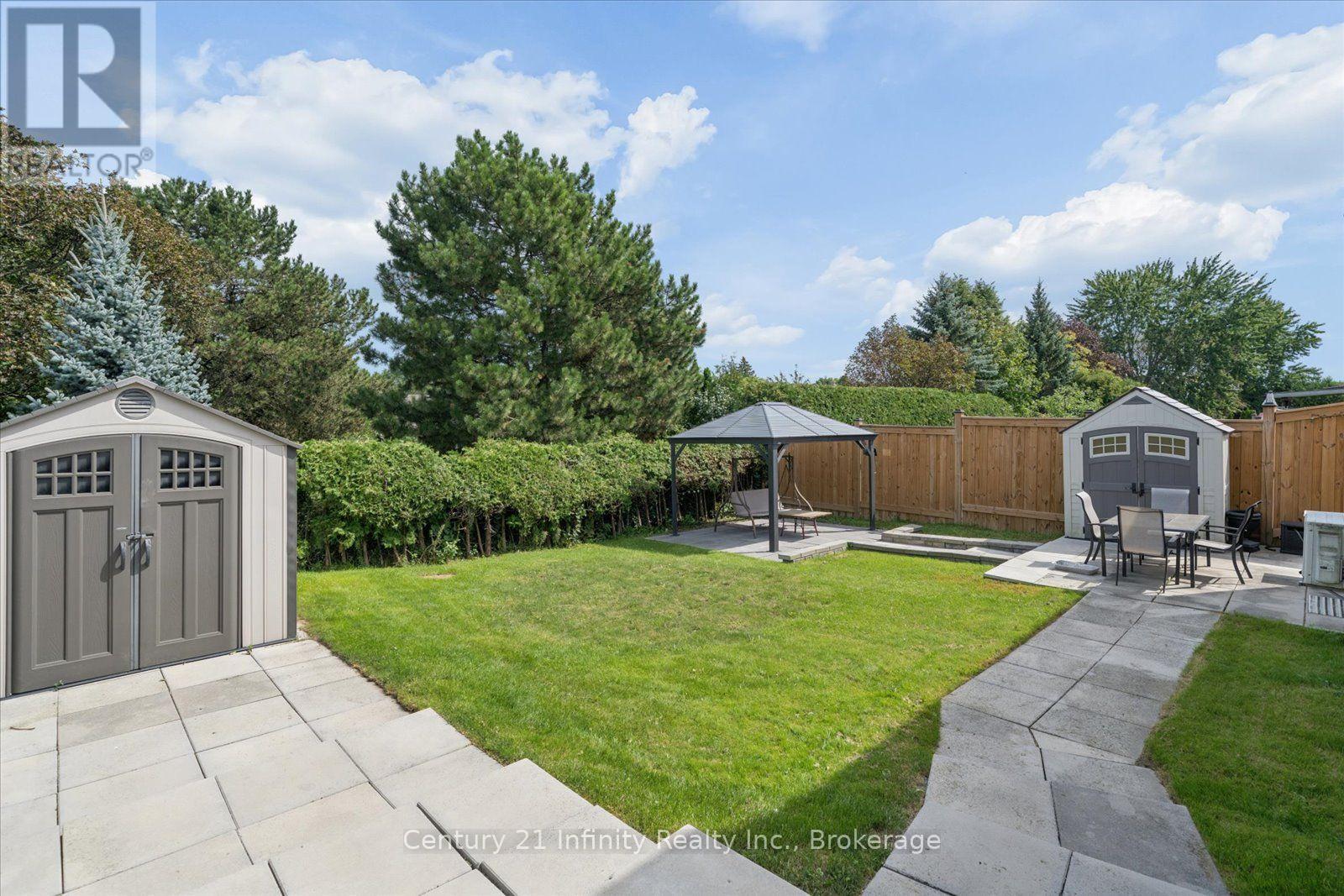 814 Lochness Crescent Property Photo 47