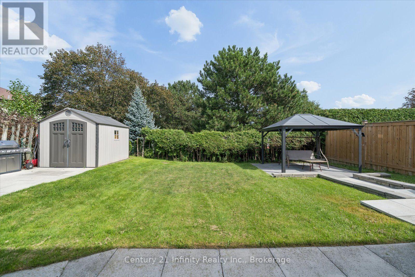 814 Lochness Crescent Property Photo 48