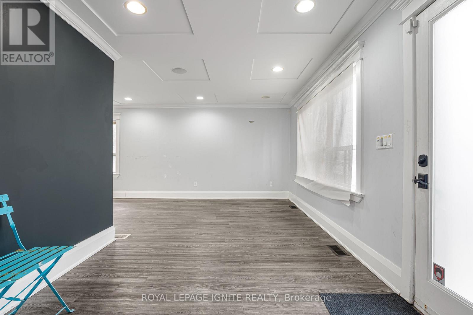 951 Simcoe Street N Property Photo 7
