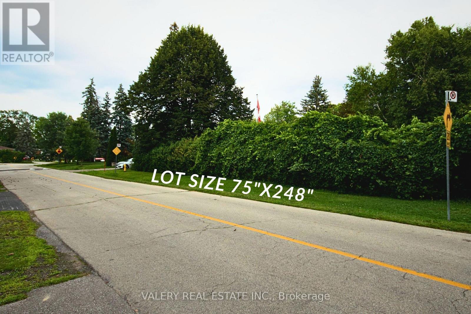 87 Cedar Brae Boulevard Se Property Photo 3