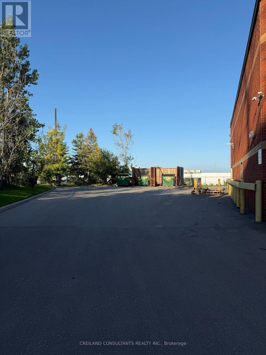 250 Bayly Street West Property Photo 21