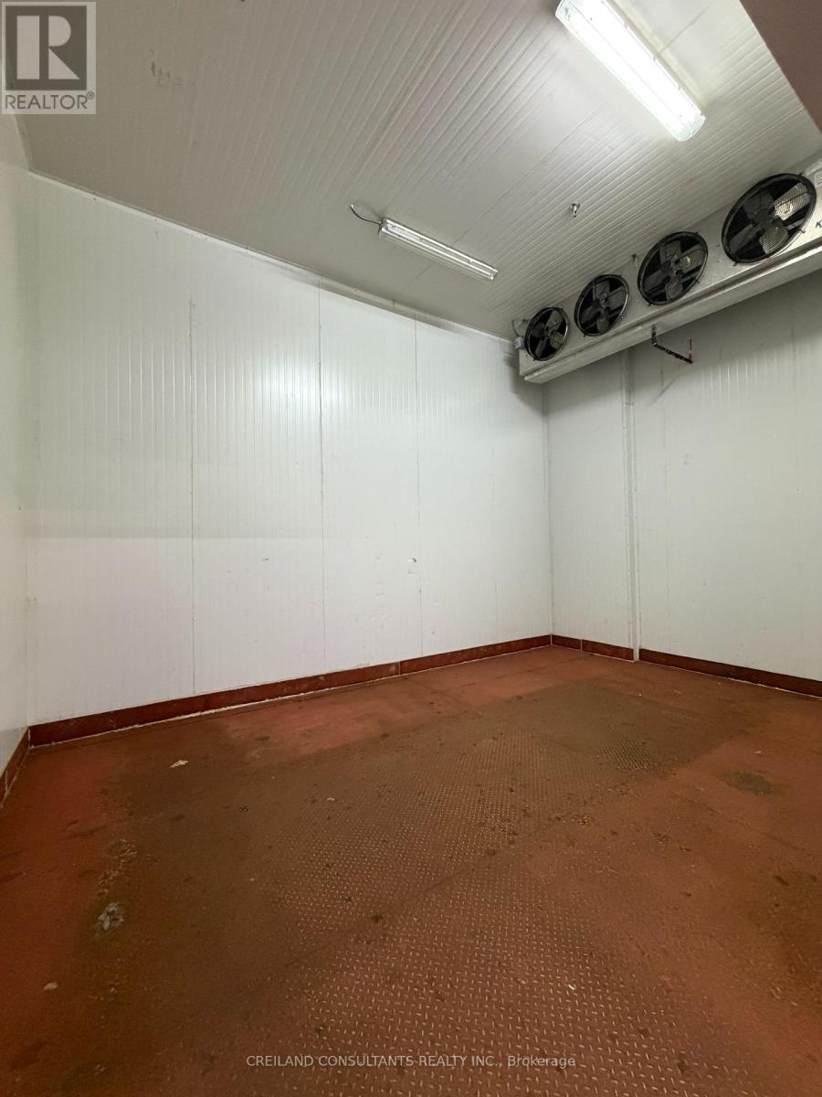 250 Bayly Street West Property Photo 46