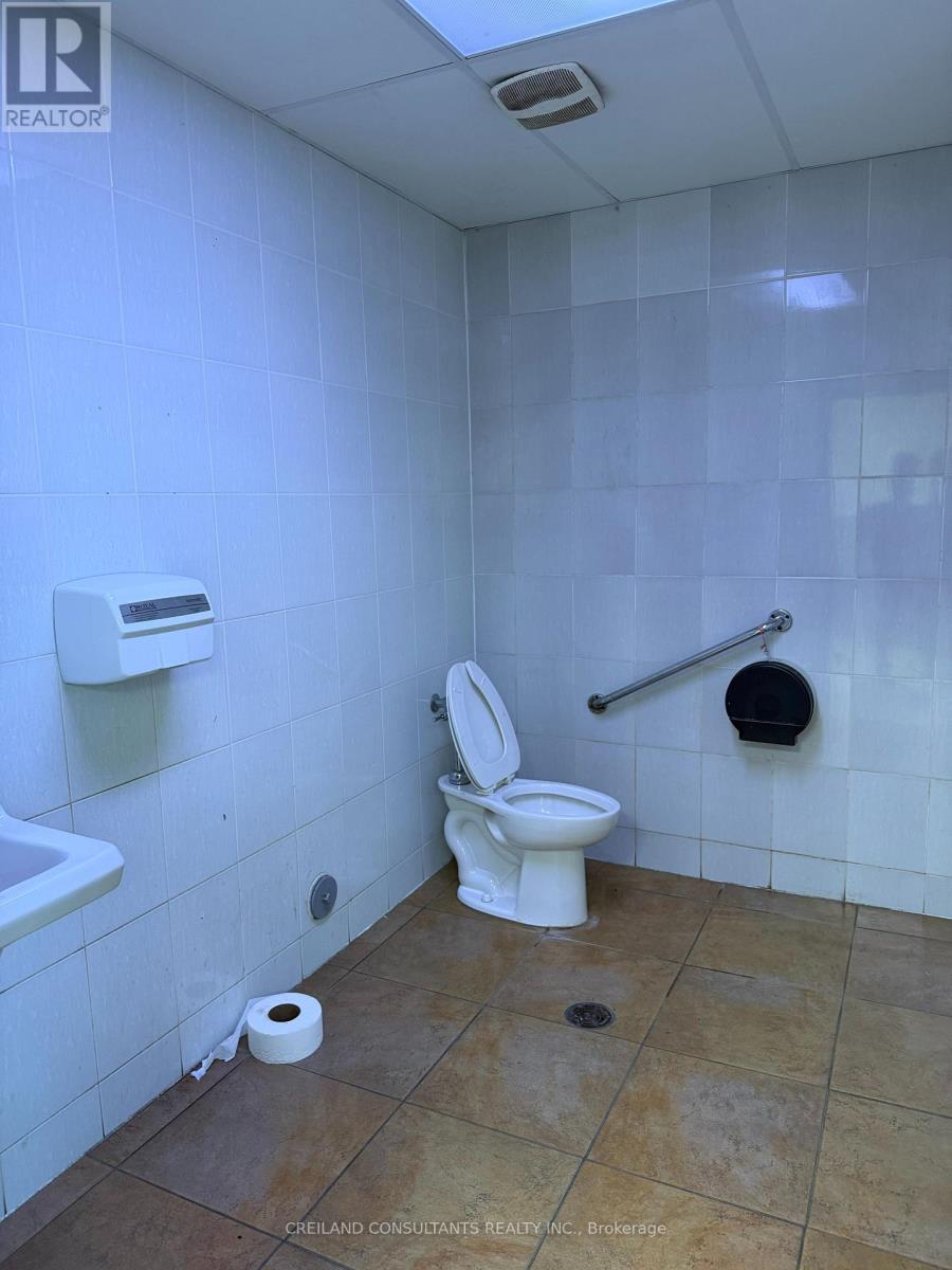 250 Bayly Street West Property Photo 48