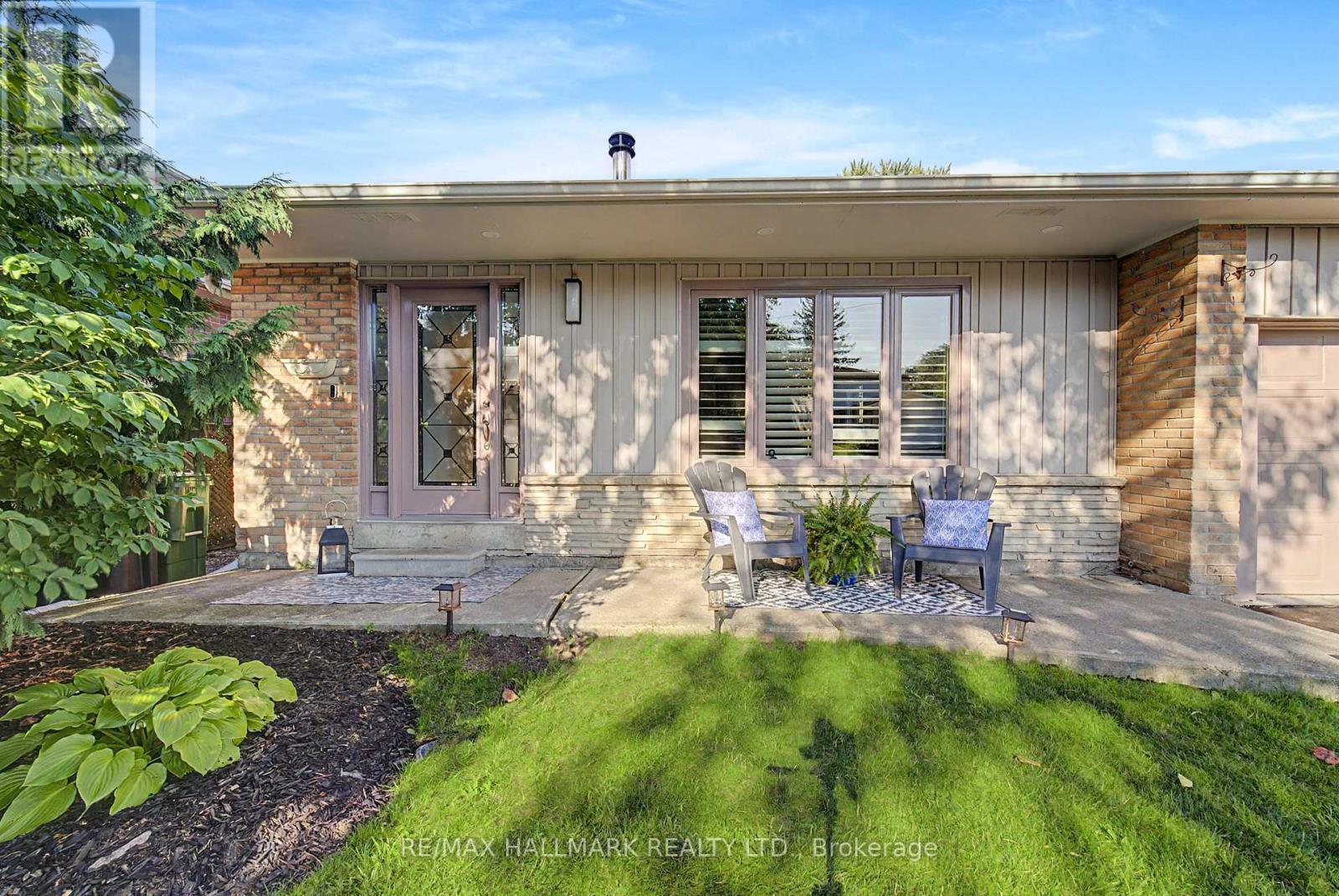 117 Clappison Boulevard Property Photo 3