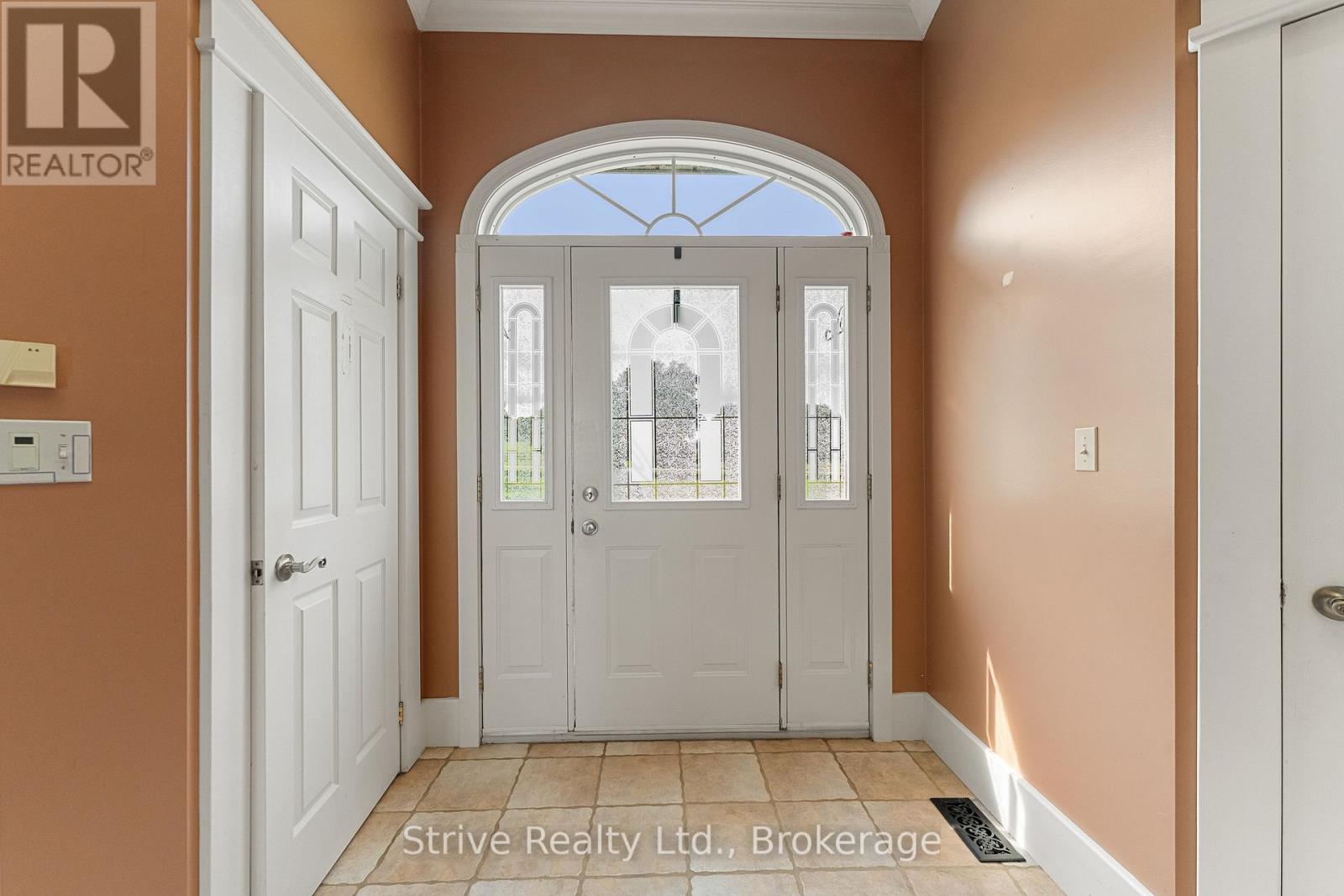 5659 Gilmore Road Property Photo 6
