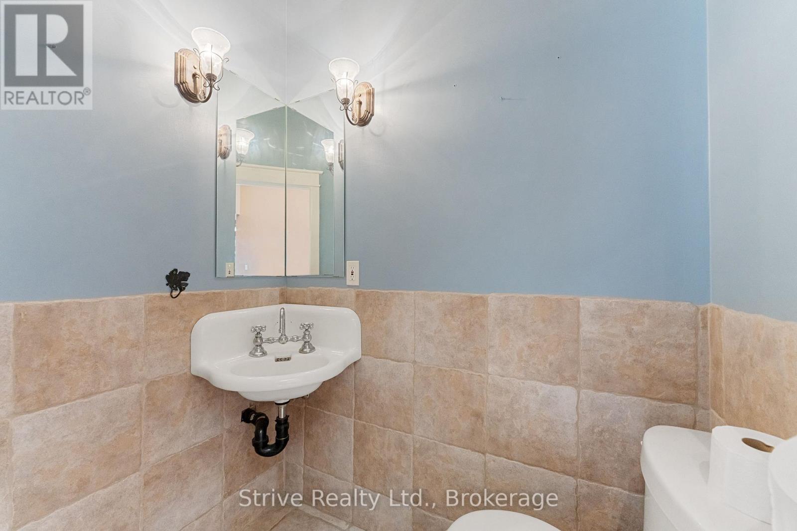 5659 Gilmore Road Property Photo 24