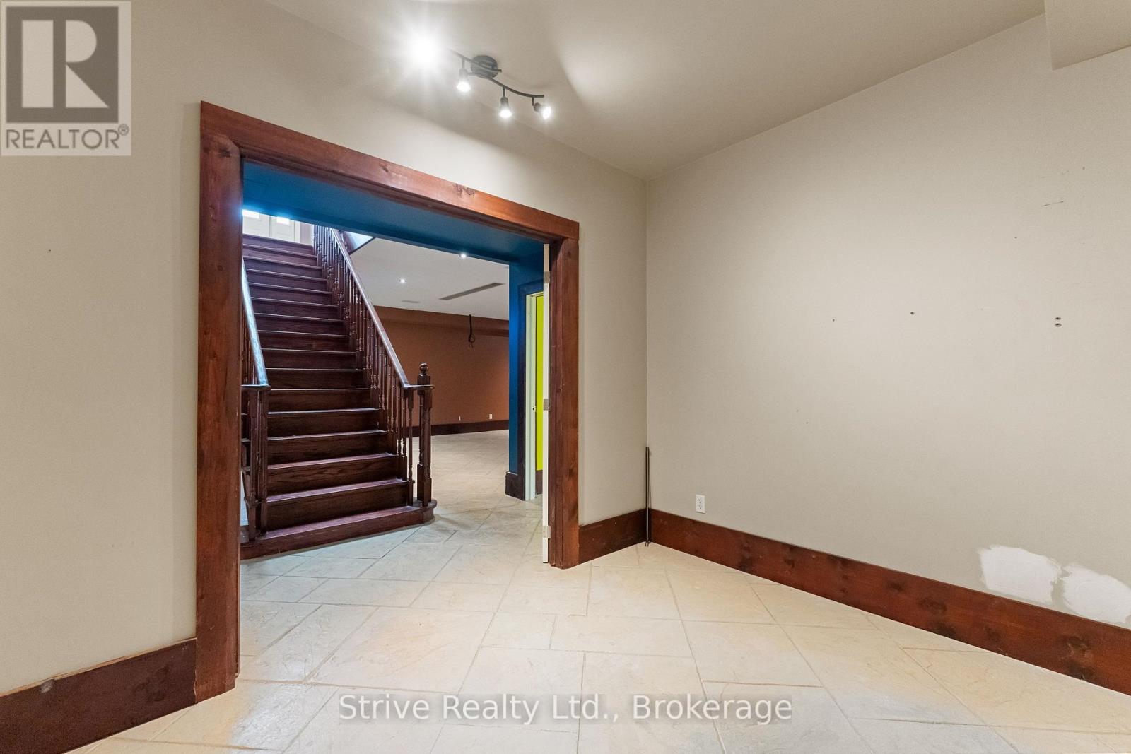 5659 Gilmore Road Property Photo 32