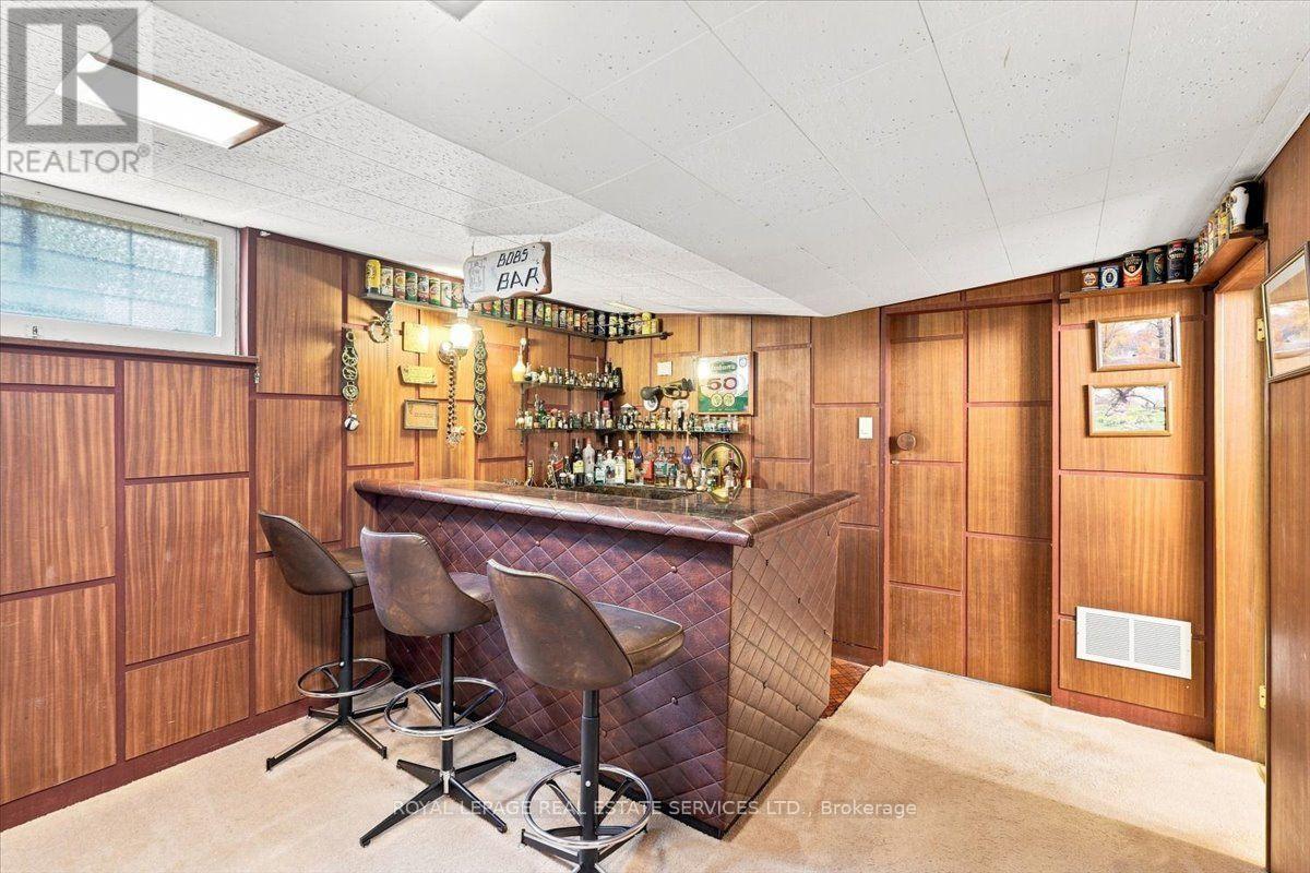 142 Cass Avenue Property Photo 21
