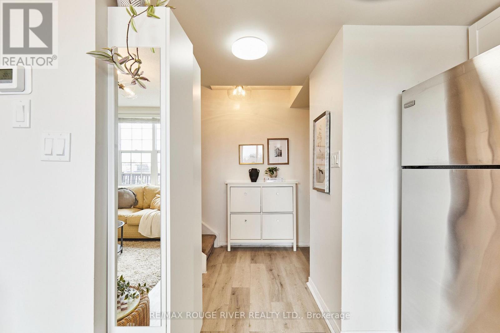 312 - 25 Strangford Lane Property Photo 12