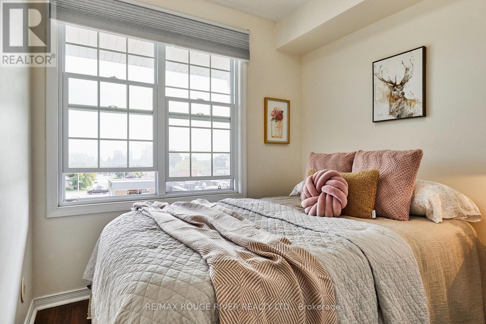 312 - 25 Strangford Lane Property Photo 16
