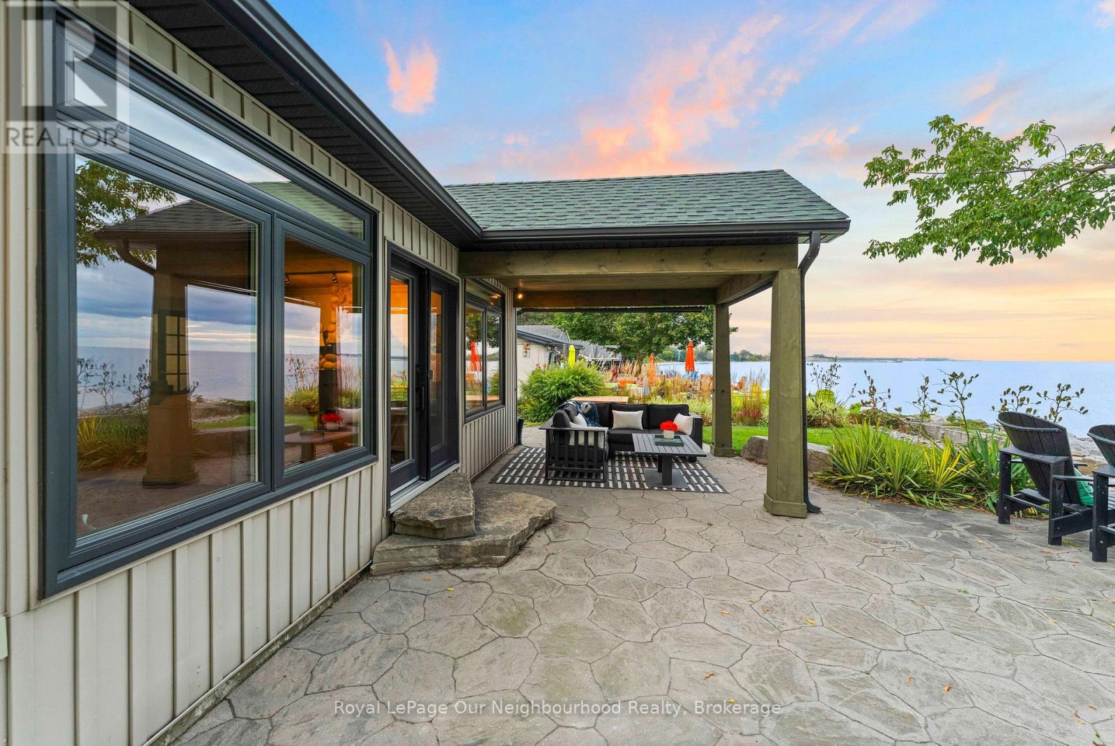 121 Cedar Crest Beach Road Property Photo 1