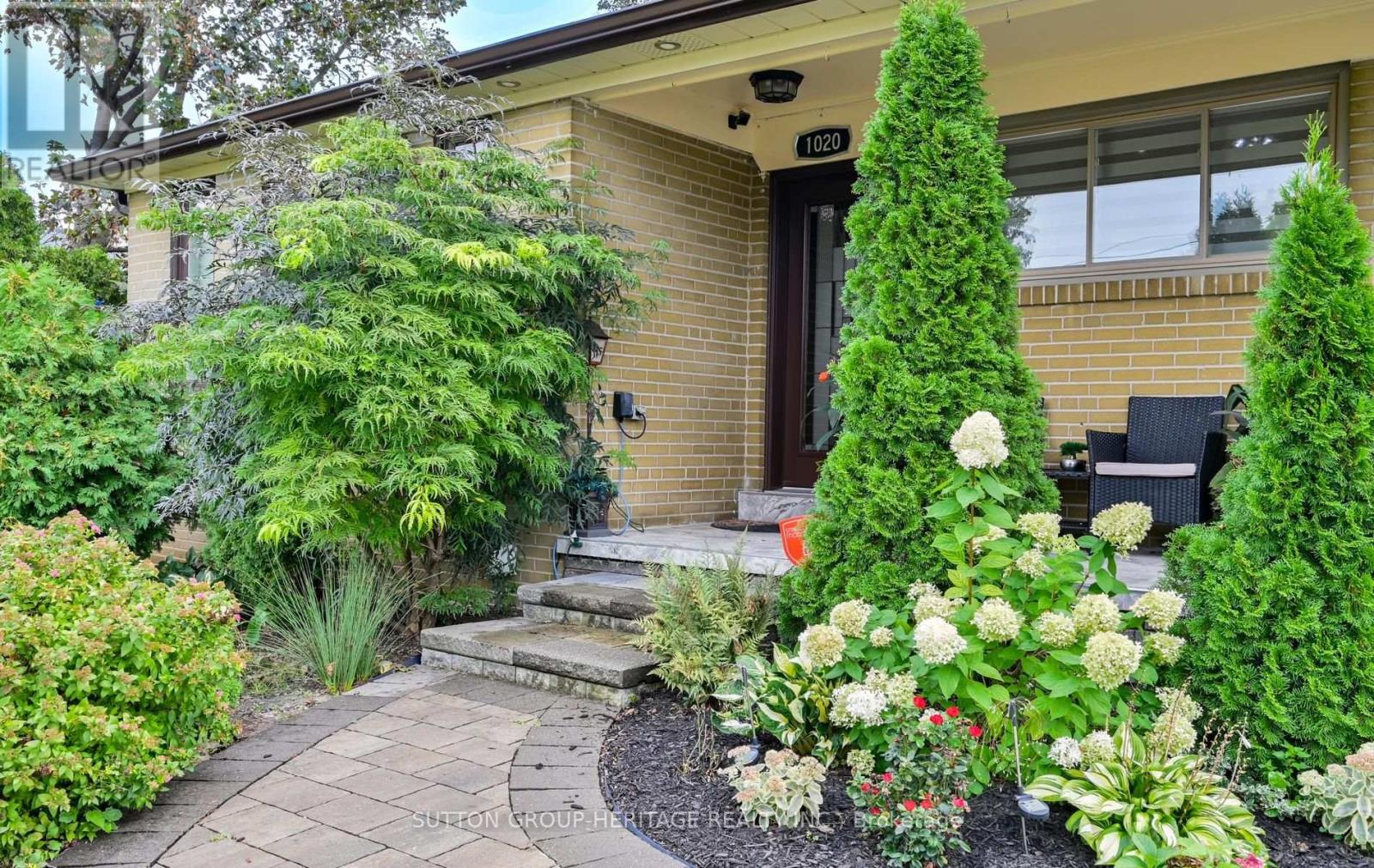 1020 Wardman Crescent Property Photo 4