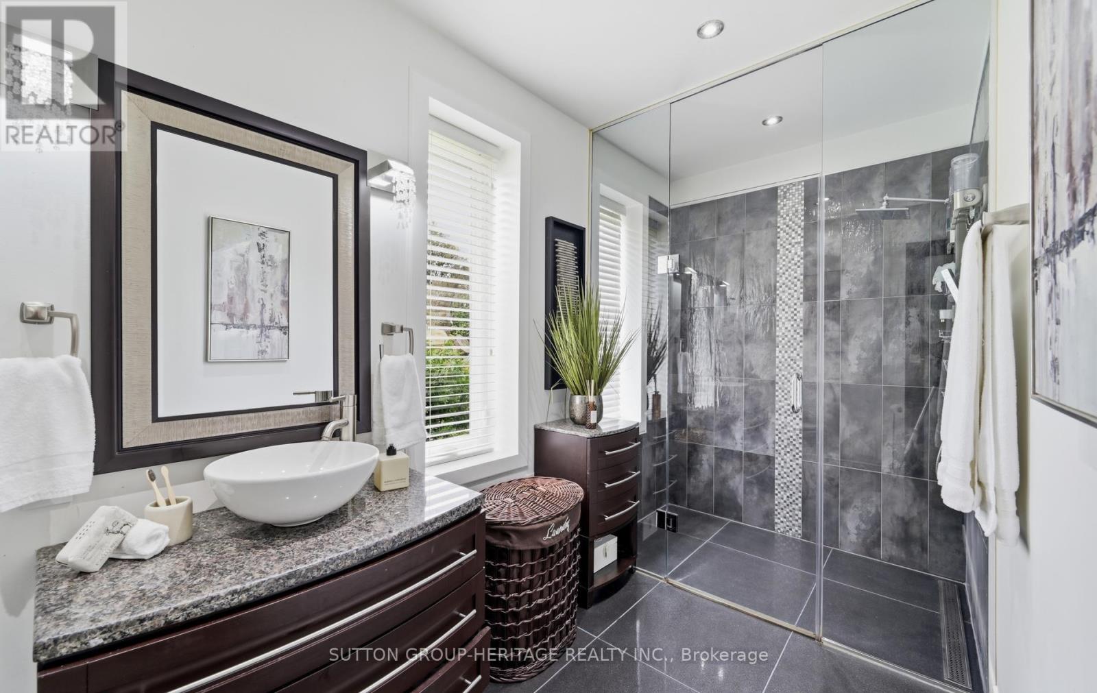 1020 Wardman Crescent Property Photo 20