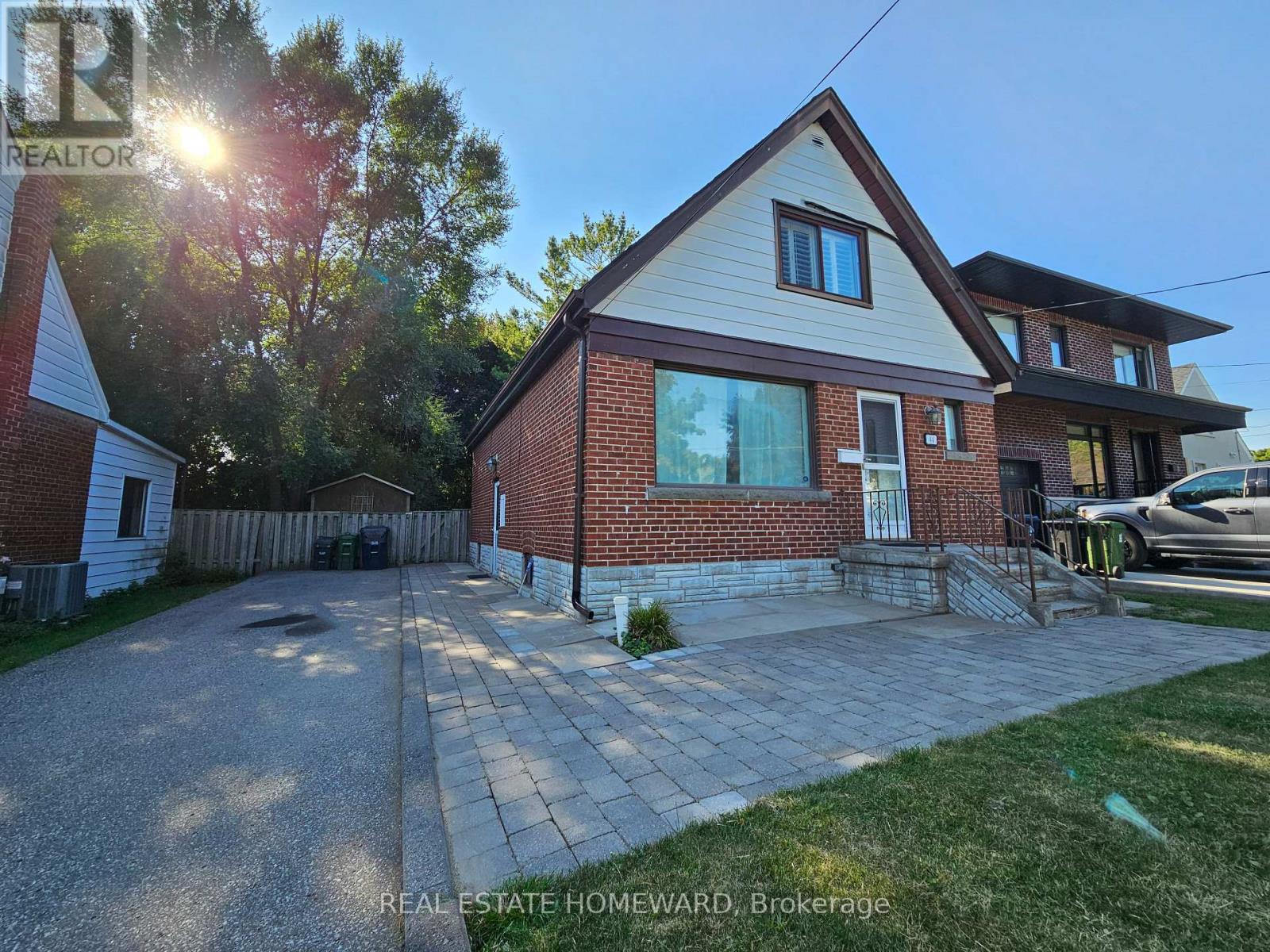 44 Harris Park Drive Property Photo 1