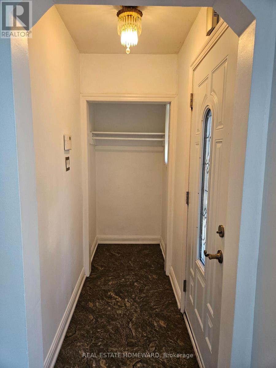 44 Harris Park Drive Property Photo 3