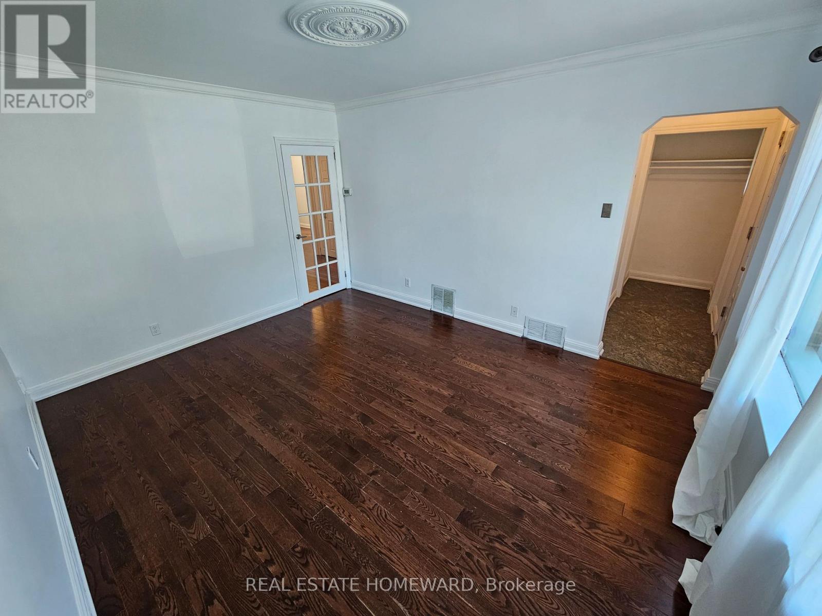 44 Harris Park Drive Property Photo 6