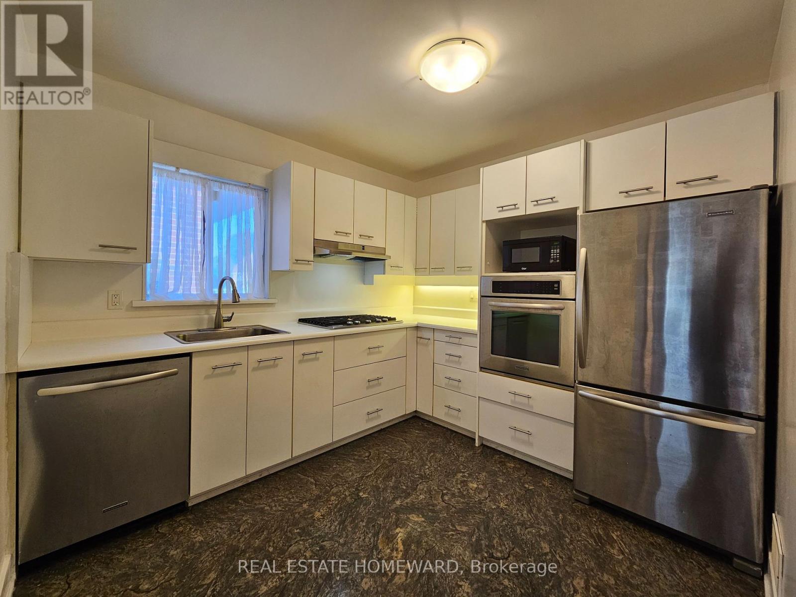 44 Harris Park Drive Property Photo 15