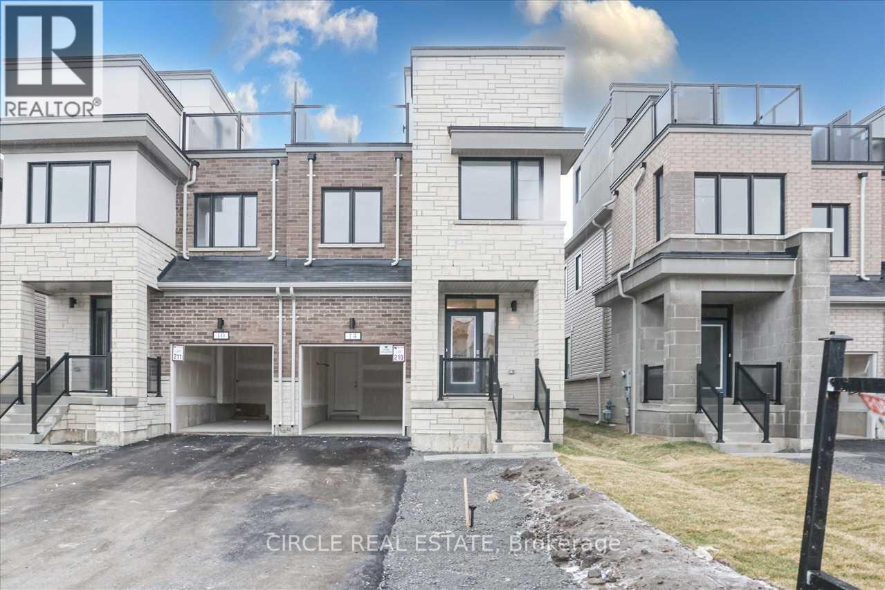 14 CLIPPER LANE Property Photo 1
