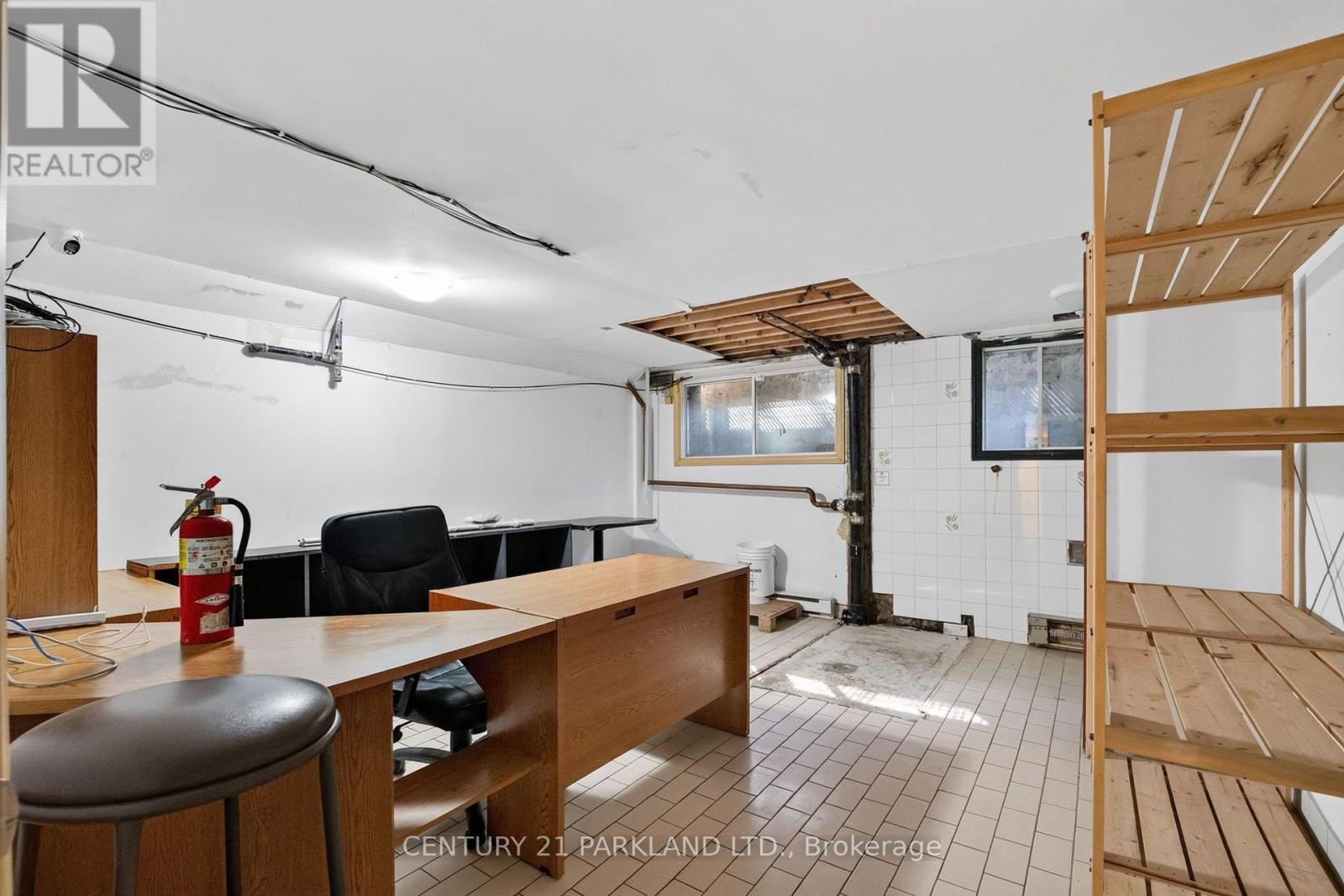 549 Sammon Avenue Property Photo 26