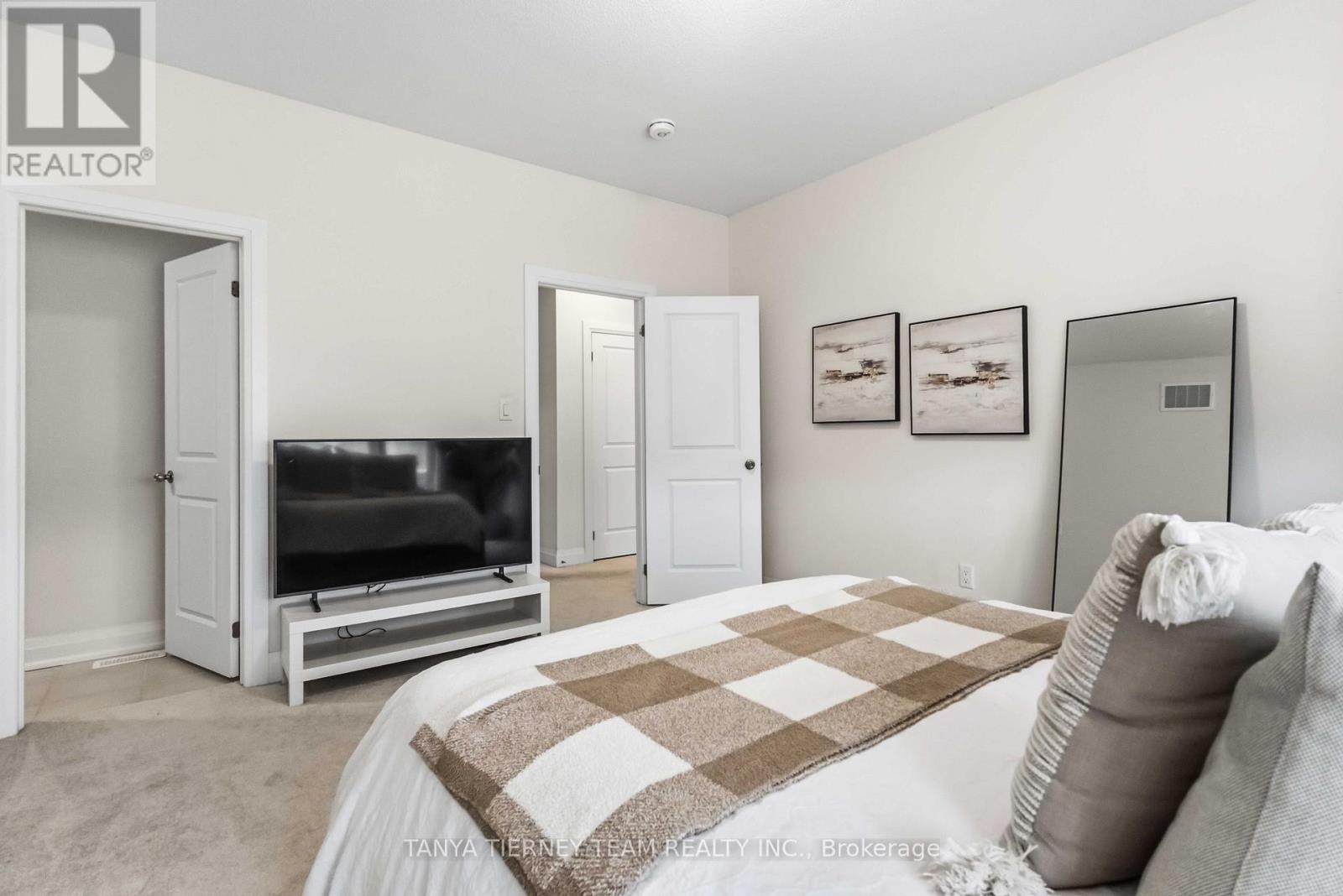 29 Vickery Street Property Photo 36