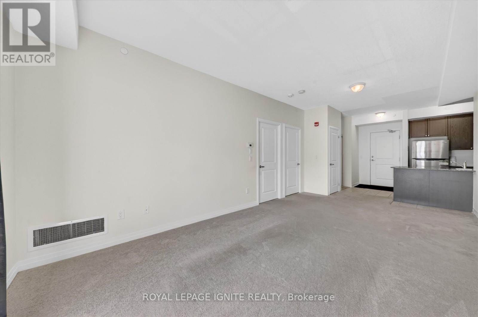 215 - 80 Shipway Avenue Property Photo 16